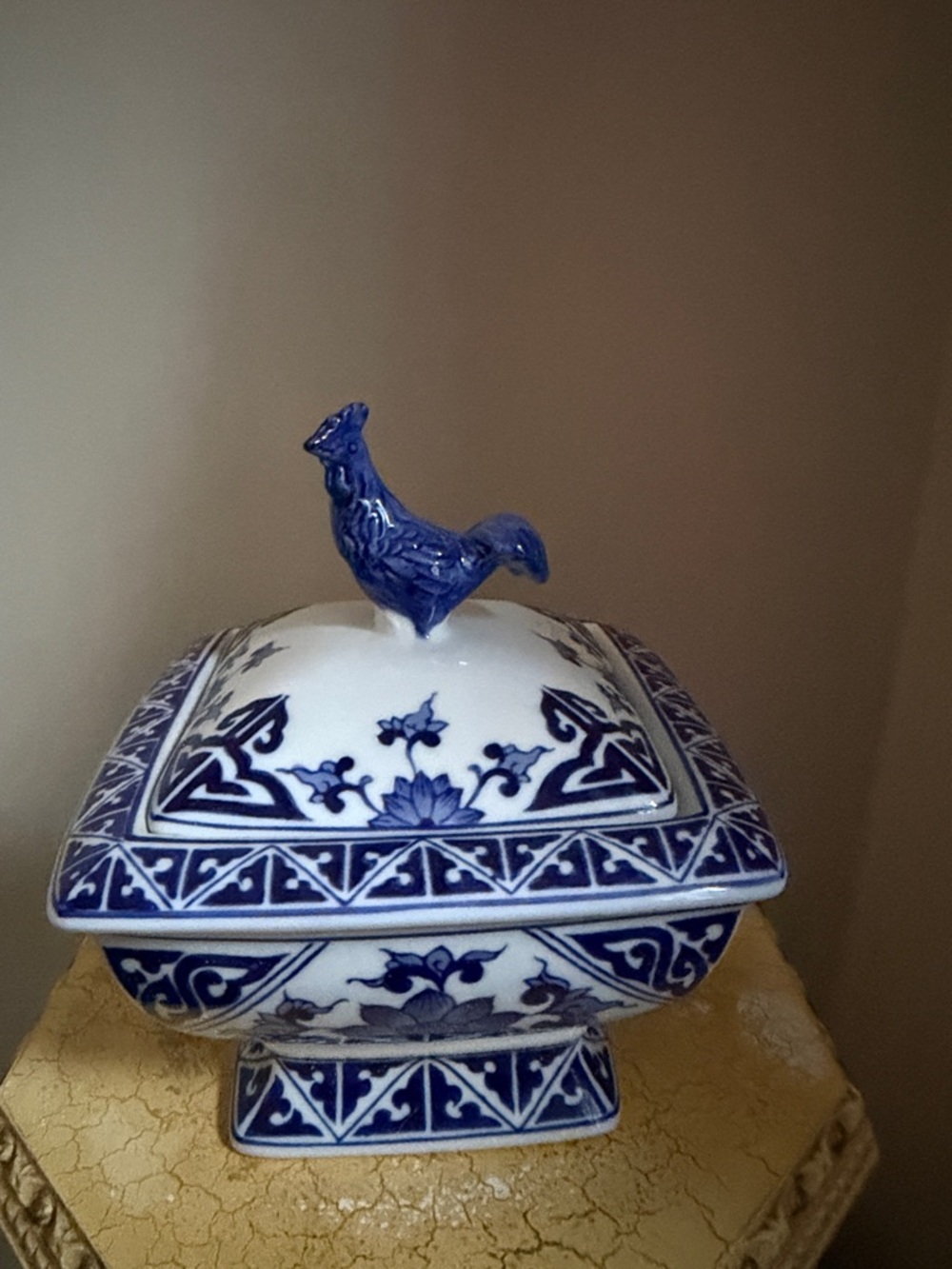 Bombay Company vtg Blue and White Ceramic Lidded Trinket Box with Rooster Finial